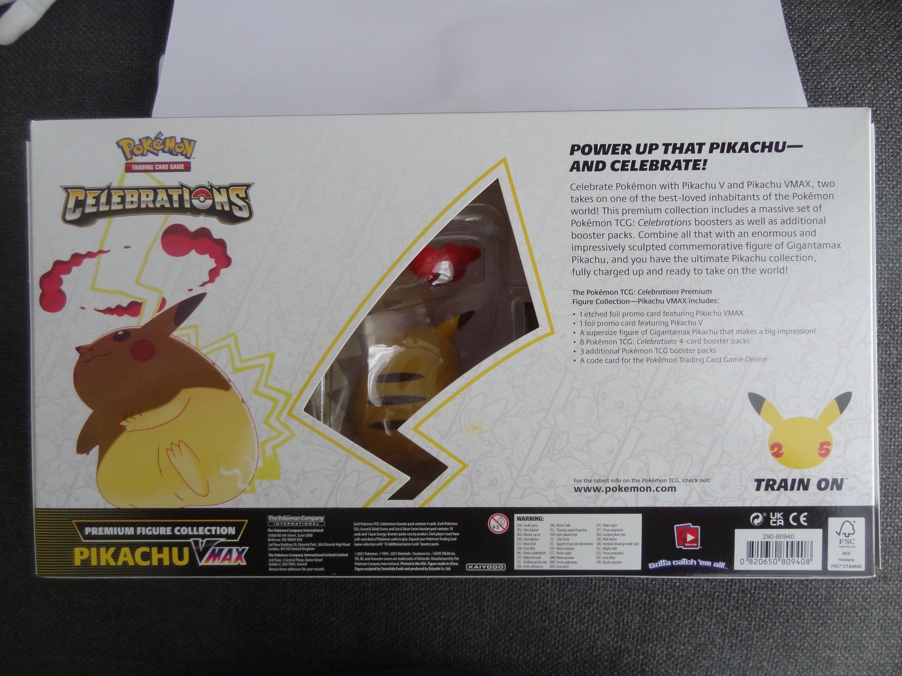 Pokémon Carte collezionabili: Pokémon Celebrations 25th Pikachu VMAX Figure Collection Box – Nuovo e nell'imballaggio originale da Lyss venduto da Famicom 1