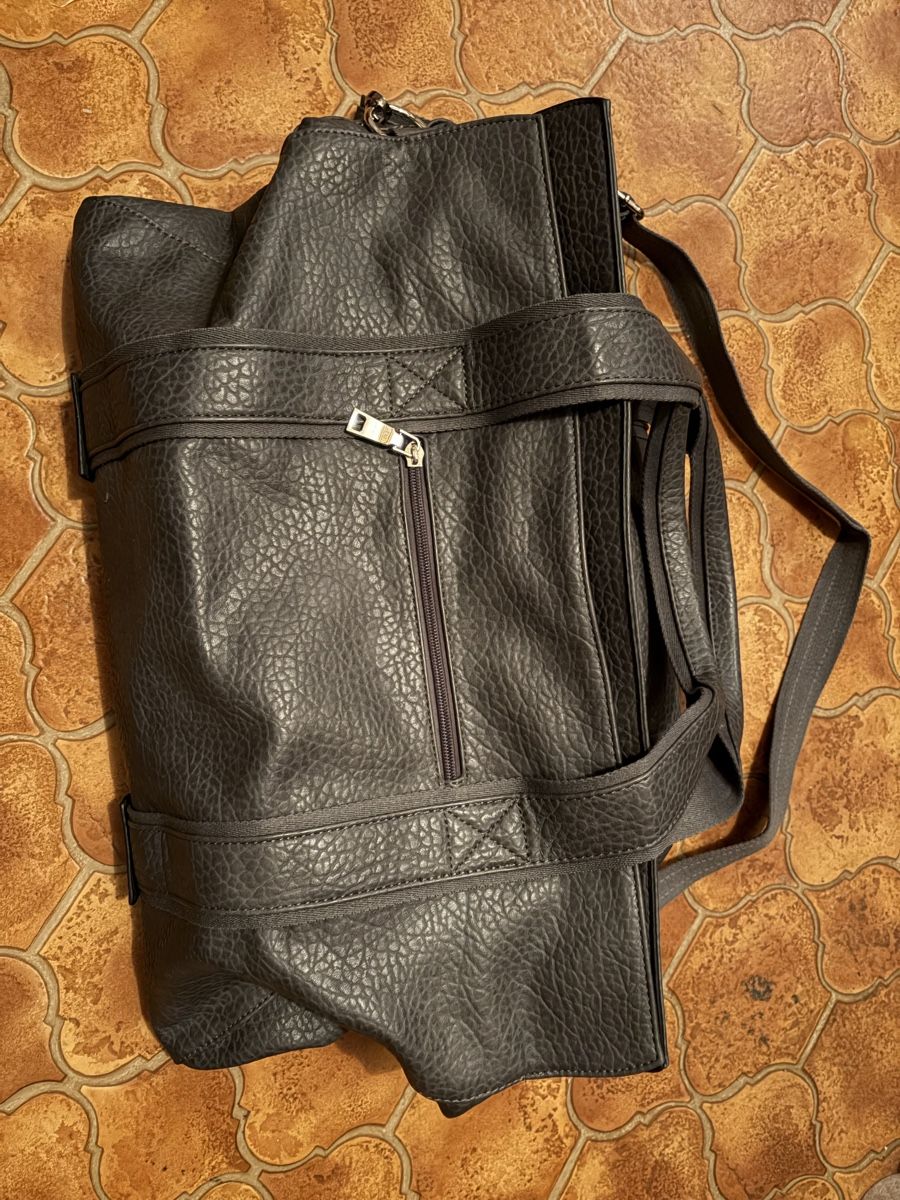 Sacs femmes: Tasche – D'occasion à Fraubrunnen par amm_7kp6 1
