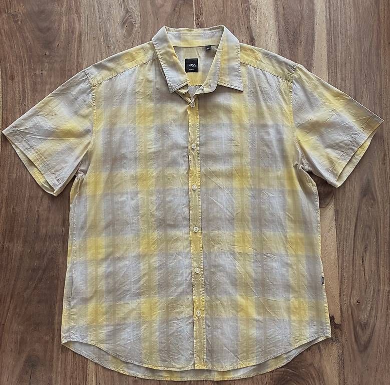 Hugo Boss Chemises: Hugo Boss Hemd Gr. XL – D'occasion à Ittigen par Ganjaiii