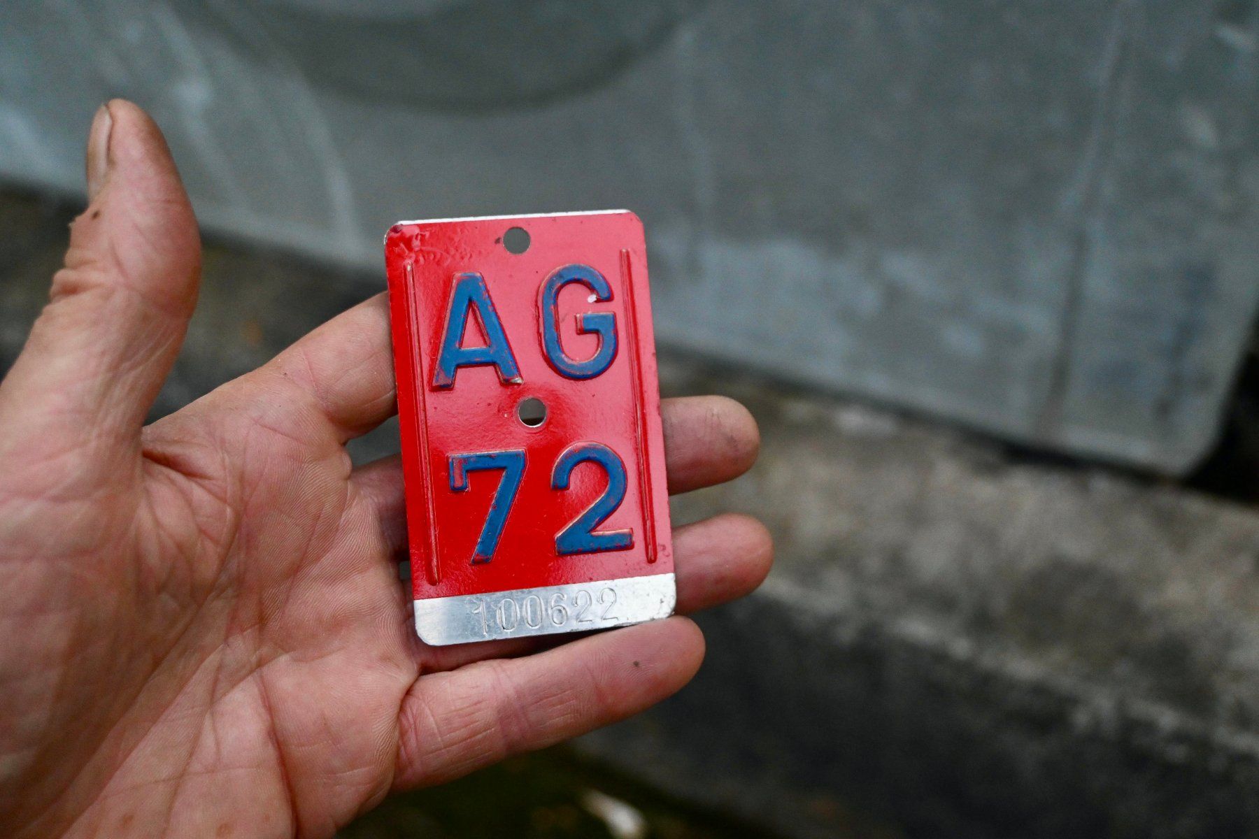 Insegne: Velonummer AG 72 von 1972 - Aargau – Usato da Pfaffhausen venduto da mono_rec 6