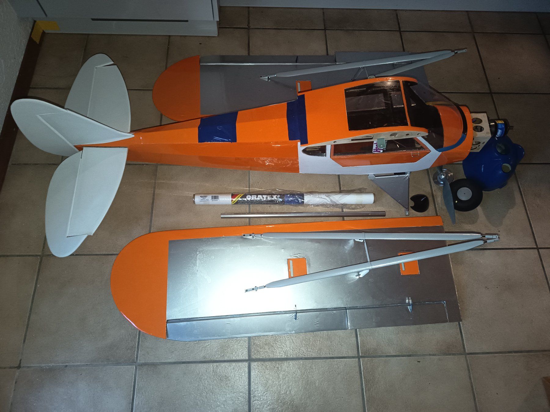 RC Modellbau: 3 modellflieger sehr gut zustand. – Neu (gemäss Beschreibung) aus Corgémont von ilo_89gh