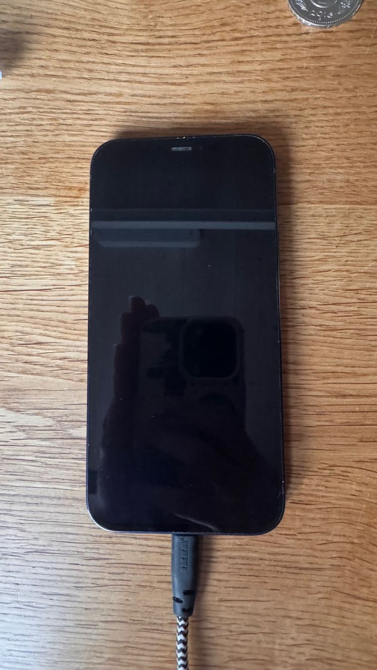 Apple Portables: iPhone 12 – D'occasion à Wilen b. Wil par yes2598 3