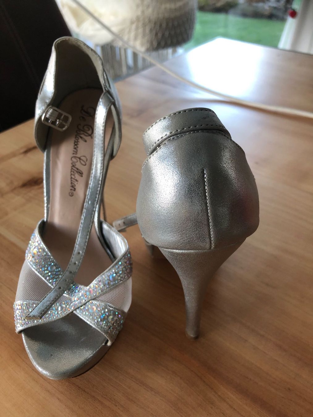 Scarpe da donna: Silberne High Heels mit Glitzer, Grösse 6 – Usato da Kaltbrunn venduto da lagone1 3