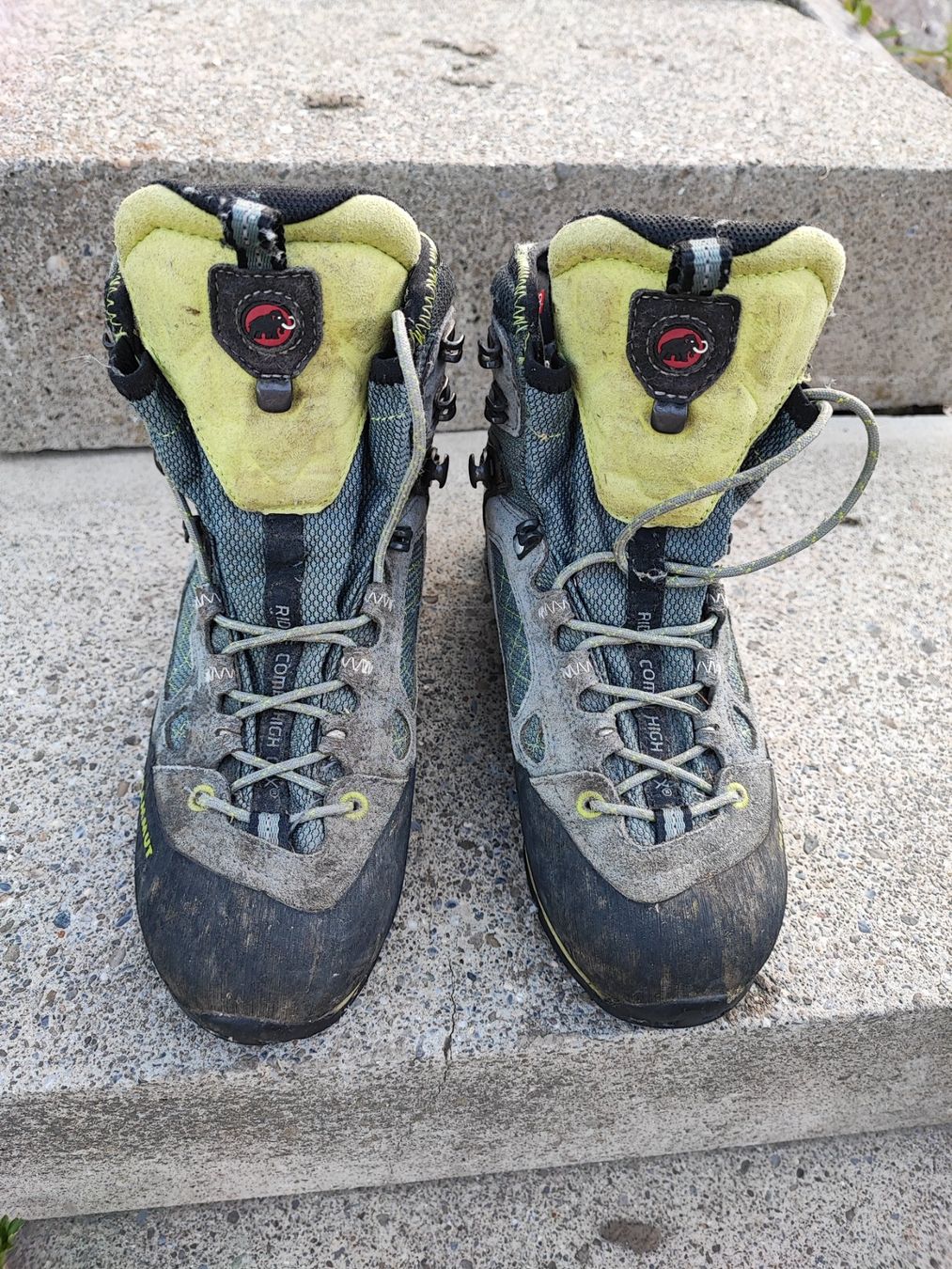 Mammut Scarpe da uomo: Mammut Wanderschuhe Grösse 39 1/3 – Usato da Grabs venduto da Margelchopf1 1