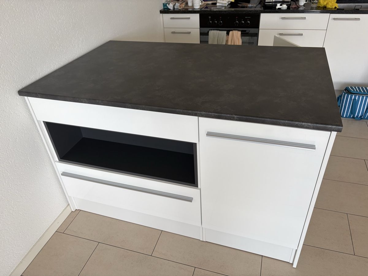 Cucine complete: Îlot de cuisine Home24 – Usato da Les Bois venduto da rjo_8ydv 2