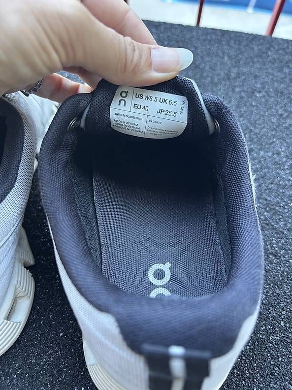 Herrenschuhe: On Schuhe – Gebraucht aus Mühlehorn von franziska89 3