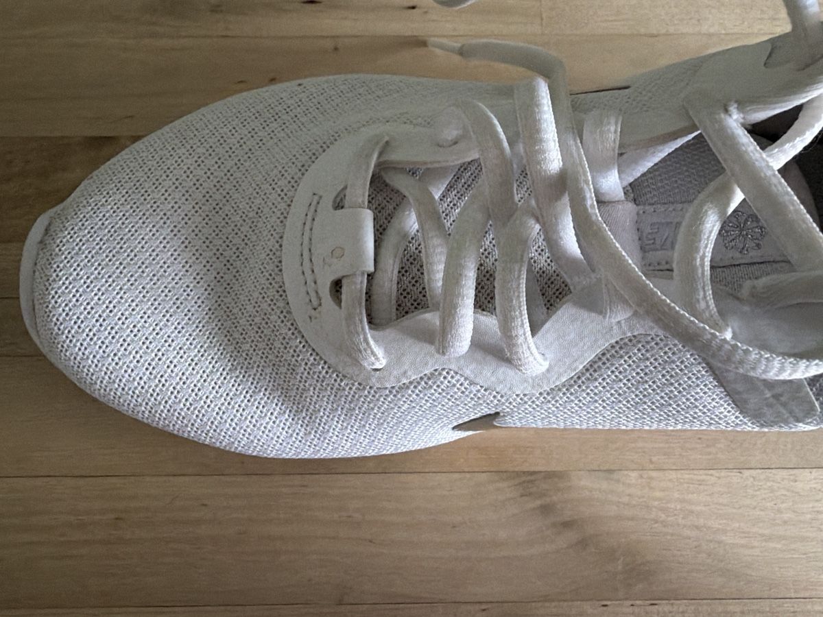 Nike Herrenschuhe: Nike Turnschuhe 42 – Gebraucht aus Zürich von msxmsx 2