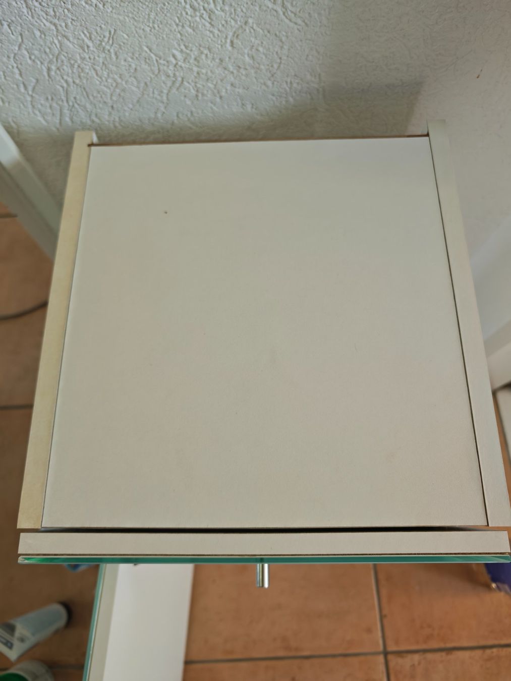 Armadi: Badmöbel mit Glasfront Schublade und Türe – Usato da Wohlenschwil venduto da tro_x2gy 1
