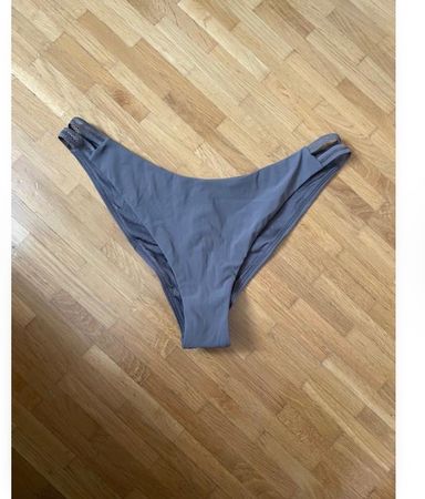 Bas de maillot Beldona taille 40 neuf