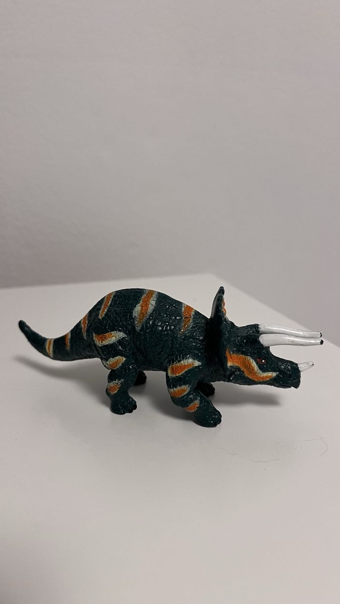 Statuette: 7 Dino-Figuren - Kinderspielzeug – Usato da Zürich venduto da kitsune 2