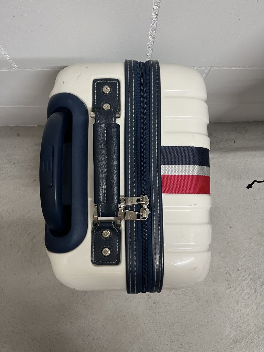 Valigie: Tommy Hilfiger Koffer Handgepäck – Usato da Oberrohrdorf venduto da S.Marisa 4