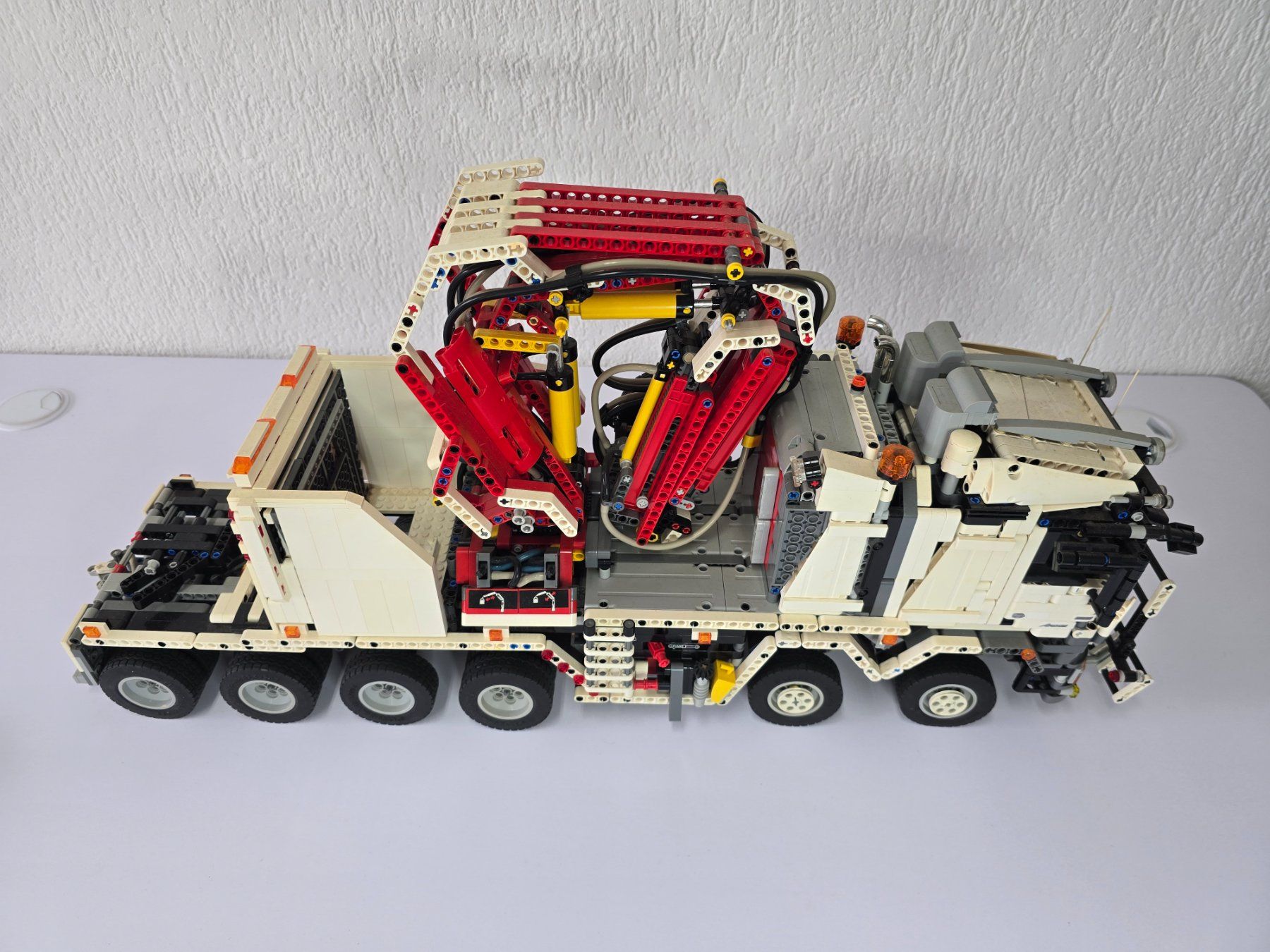 Lego Kit di costruzioni: Lego Technics, MB, Actros, Kran, Verschmutzt, Staubig – Usato da Kloten venduto da Nicola2 5