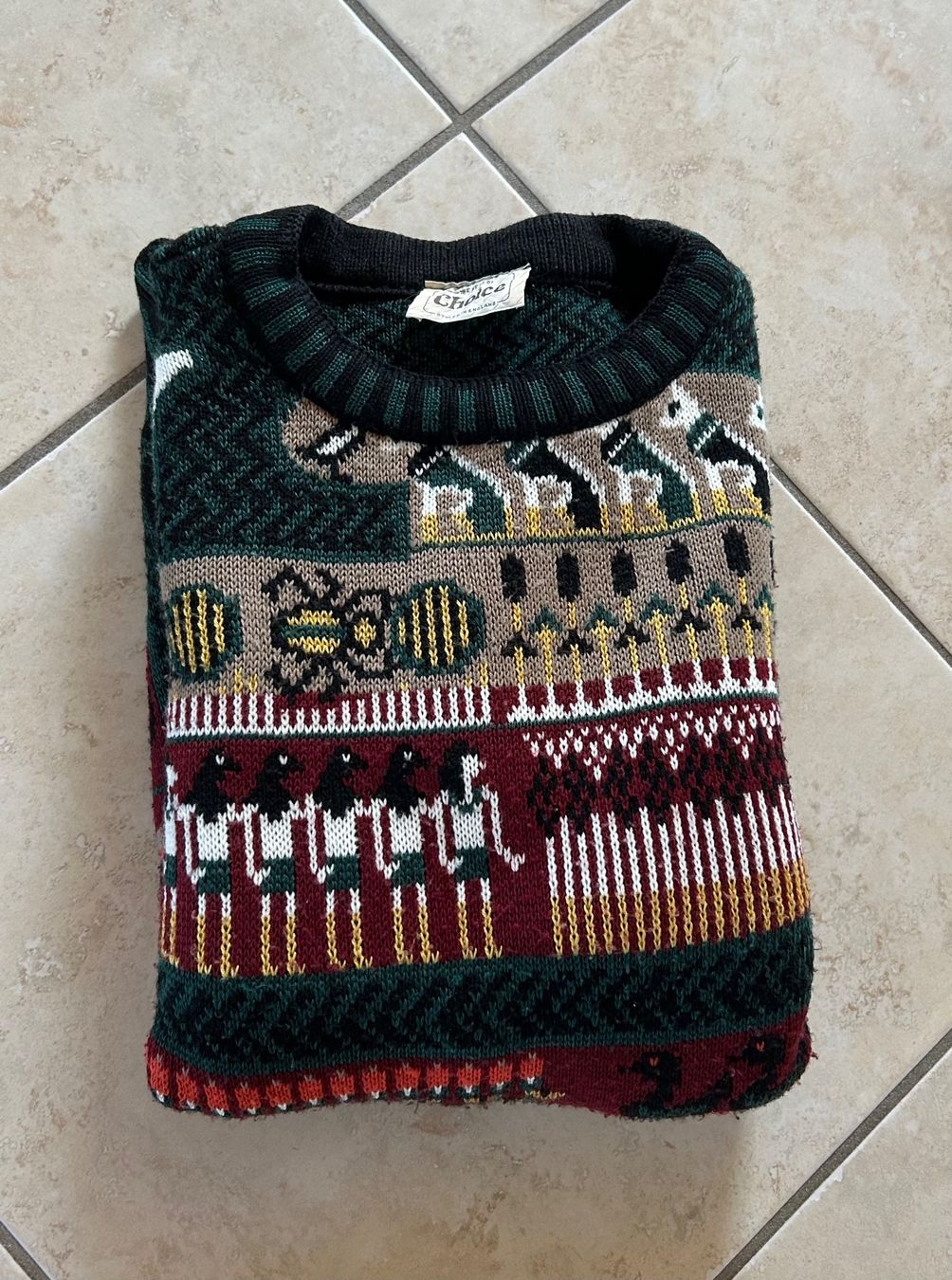 Pulls & Sweat-shirts: Vintage Strickpullover mit Hieroglyphenmuster – D'occasion à Melchnau par web_thn5 7
