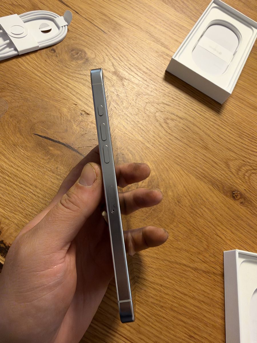 Apple Telefoni cellulari / Smartphones: I Phone 16Pro Max – Nuovo (secondo la descrizione) da Schongau venduto da Fettsack123 4
