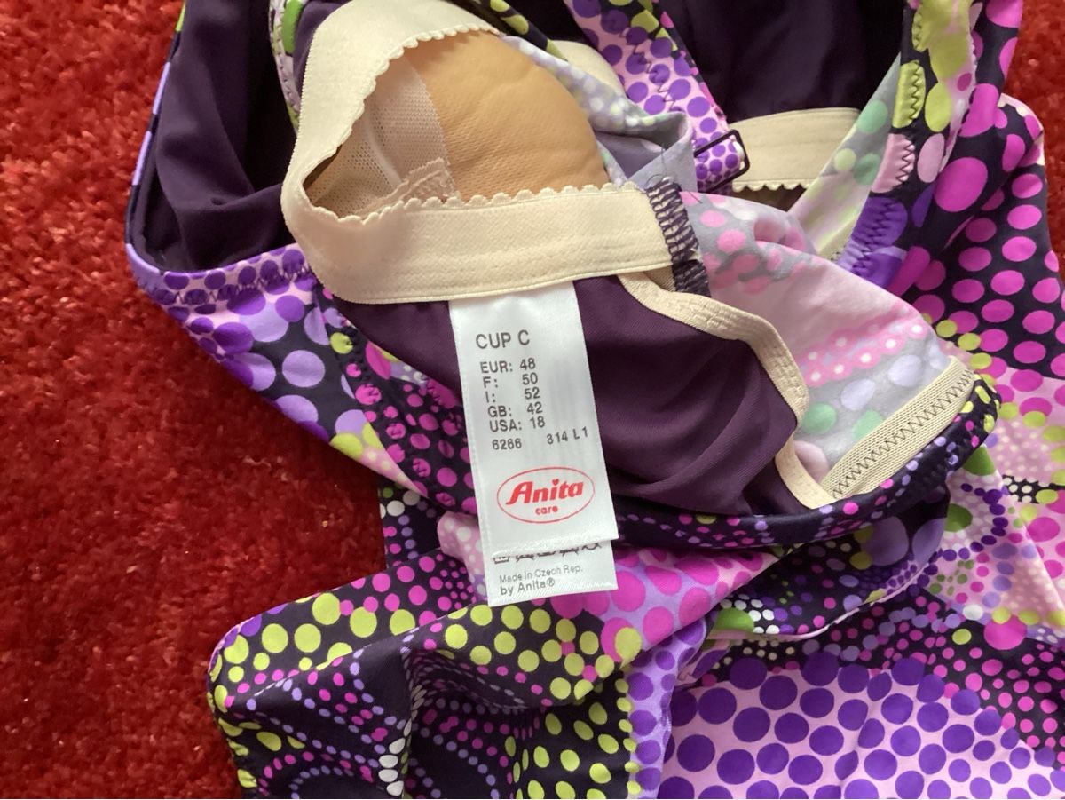 Badekleider & Bikinis: Badeanzug – Gebraucht aus Mettmenstetten von karo54 2