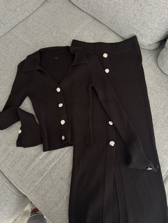 Ensemble brun Zébra pull taille M, jupe taille L