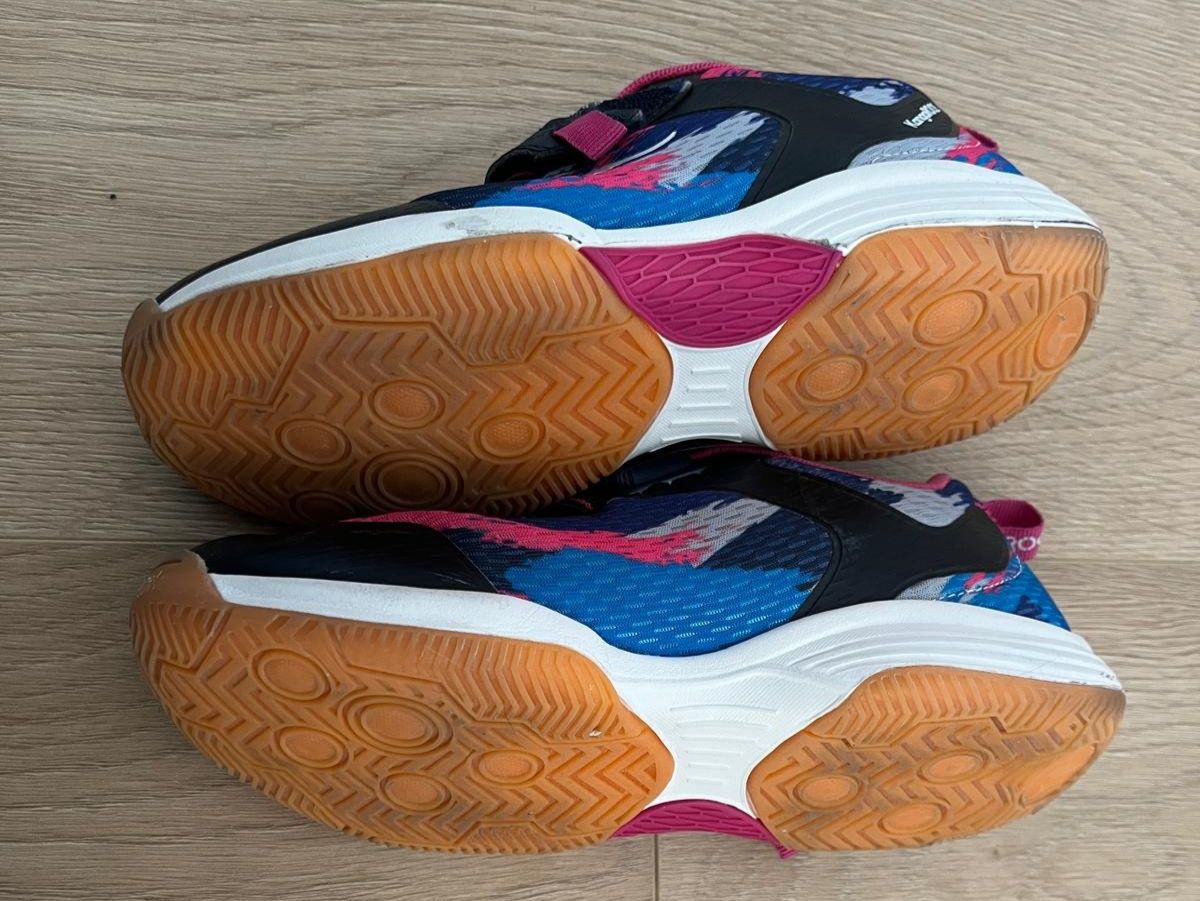 Scarpe per ragazze: Hallen Turnschuhe – Usato da Witterswil venduto da Zeraph 1