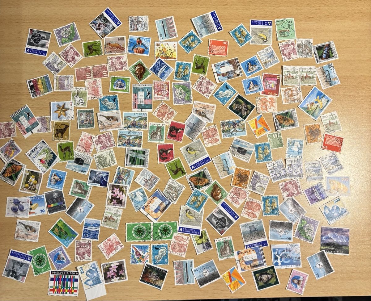 Tous les timbres: Schweizer Briefmarken. Etwa 158 Stück.  – D'occasion à Uster par leone28 1