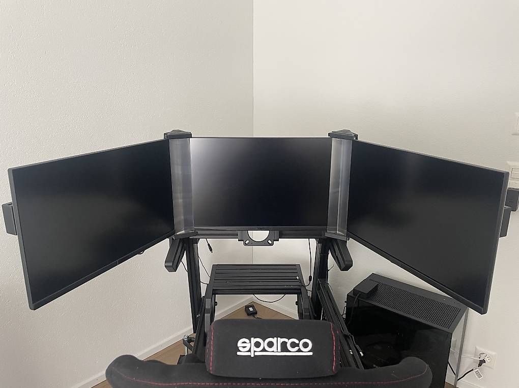 Monitor: Triple Monitore mit Asus Bezel Free Kit – Usato da jona venduto da Fernando_84