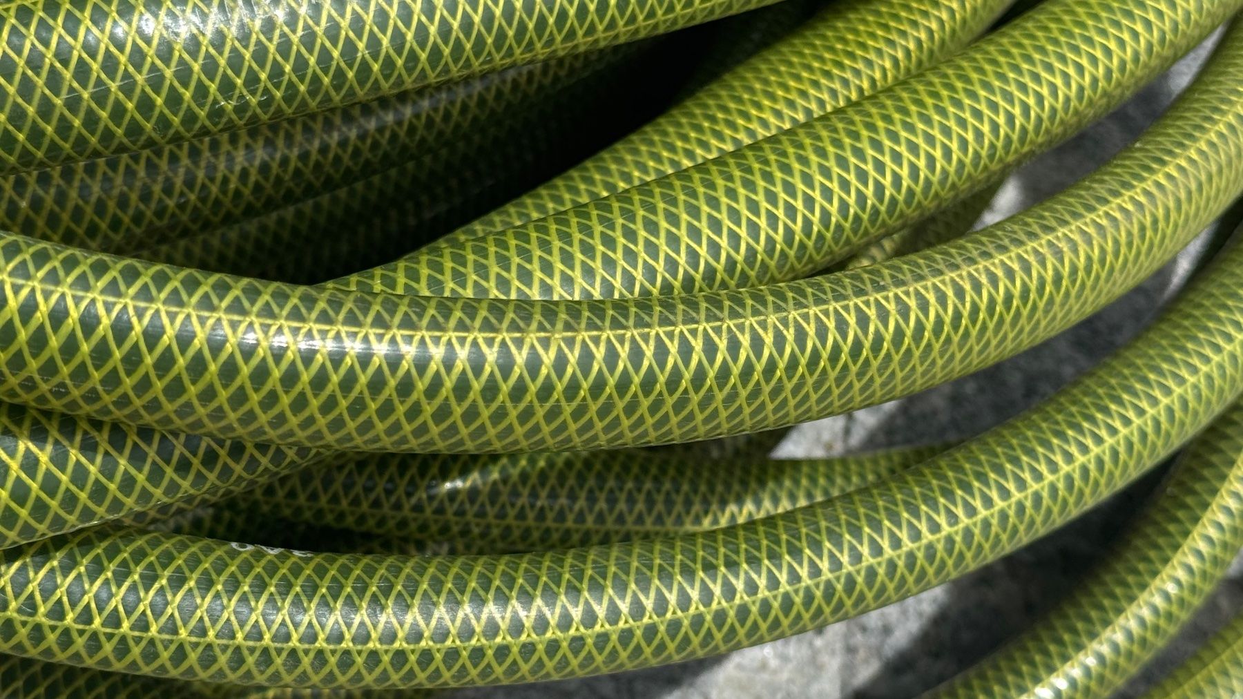 Gardena Tubi & Tubi flessibili: Gartenschlauch Gardena 15mm (5/8") 25m – Usato da Brütten venduto da zhkes