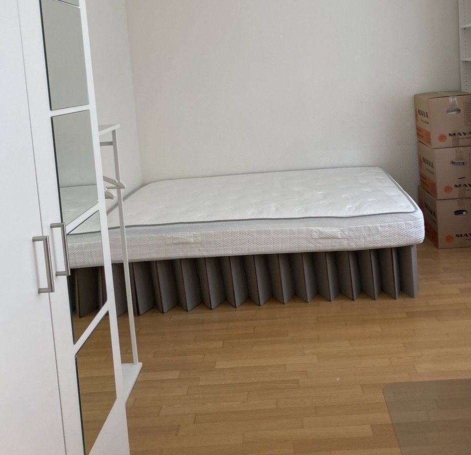 Lits: Kartonbett – D'occasion à Zürich par giu_78ty