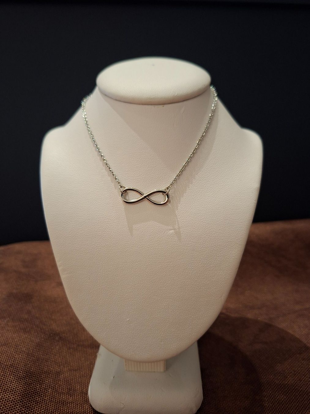 Energetix Catenine: Collier argenté avec pendentif Infinity – Nuovo (secondo la descrizione) da Savigny venduto da Isacefa