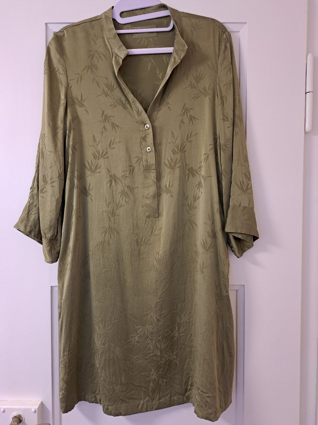 Kleider: Kleid Seide – Gebraucht aus Thalwil von sternenstaub369