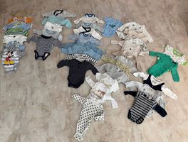 Babybodys Grösse 50/56 zu verkaufen