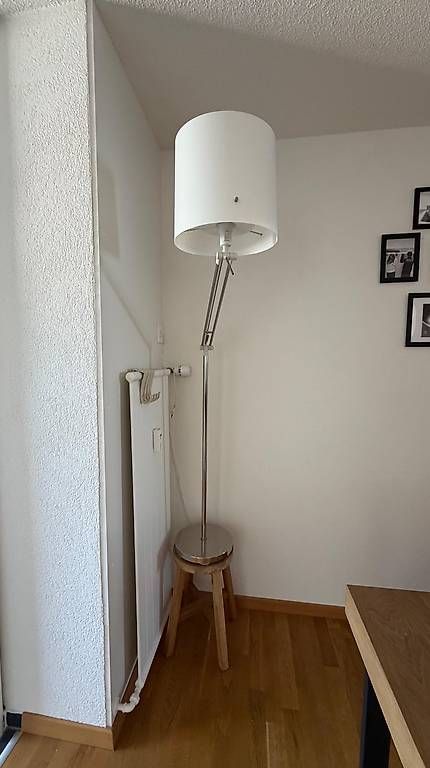 Lampade: Set von 2 Stehlampen 160 cm – Usato da Rorschach venduto da rpc_n6x9 2