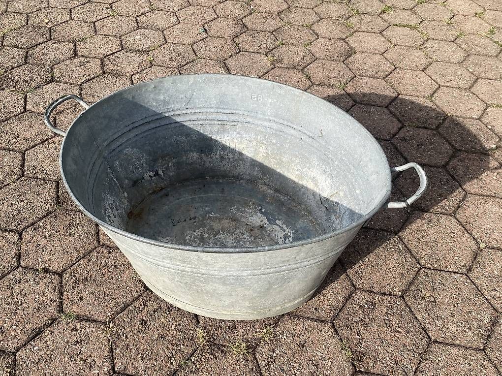 Sonstige Gartendekorationen: Grosse Zinkwanne – Gebraucht aus Mühlau von Johuiii 3