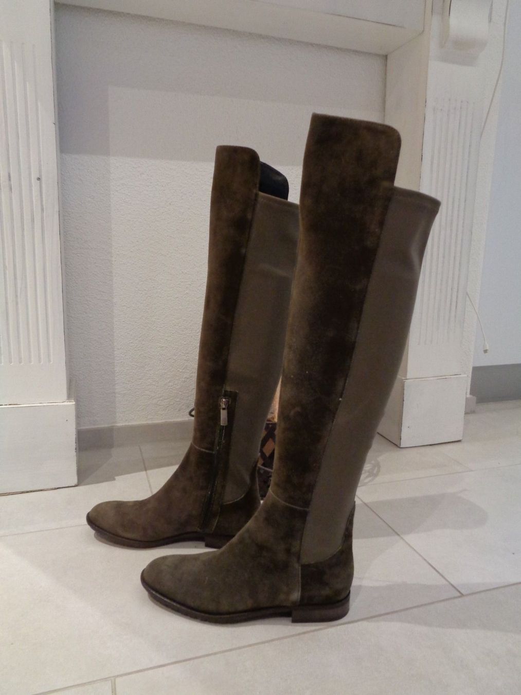 Navyboot Damenschuhe: NEUE top NAVYBOOT Stiefel olivgrün Gr. 36 - 220129 – Neu (gemäss Beschreibung) aus Küssnacht am Rigi von Schuhe-Secondhand