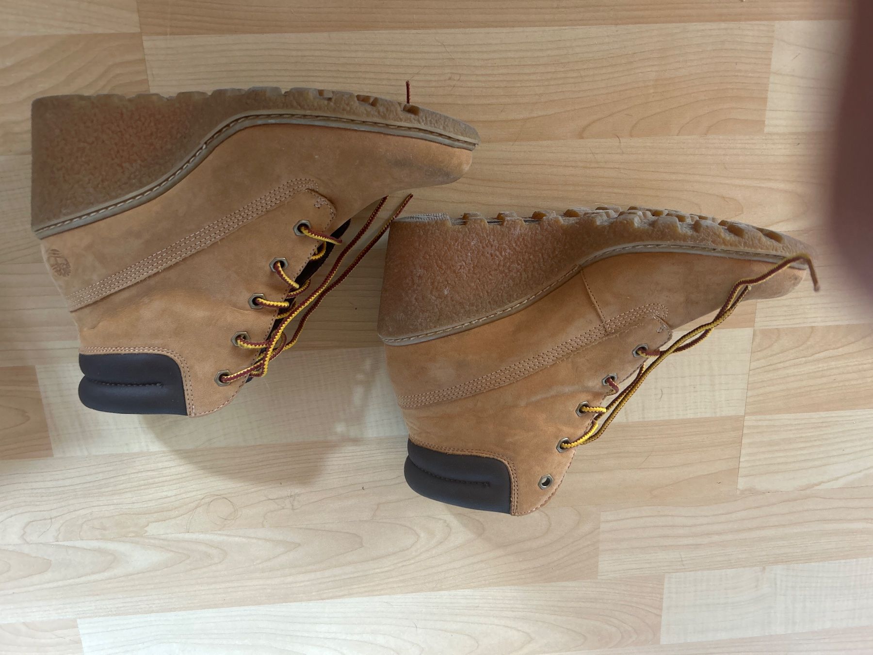 Scarpe da donna: Timberland Winterschuhe Gr. 37.5 – Usato da Fischenthal venduto da Victoria_fischenthal