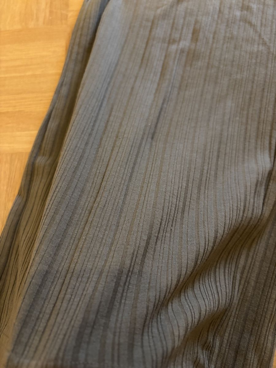 Monki Hosen: Monki Stoffhose oliv – Gebraucht aus Basel von rebecca_b 1