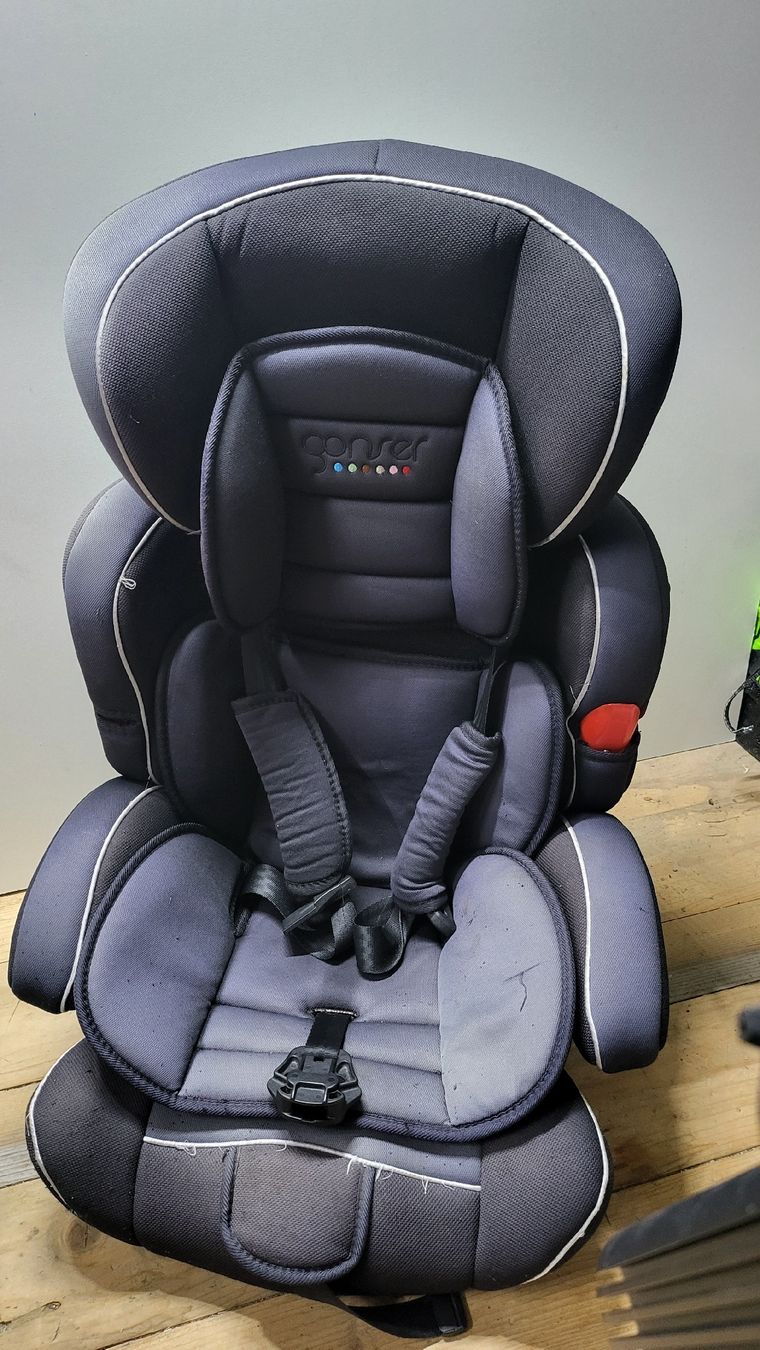 Seggiolini per auto: Kindersitz Osann blau gebraucht – Usato da Lengnau BE venduto da Yaunel 2