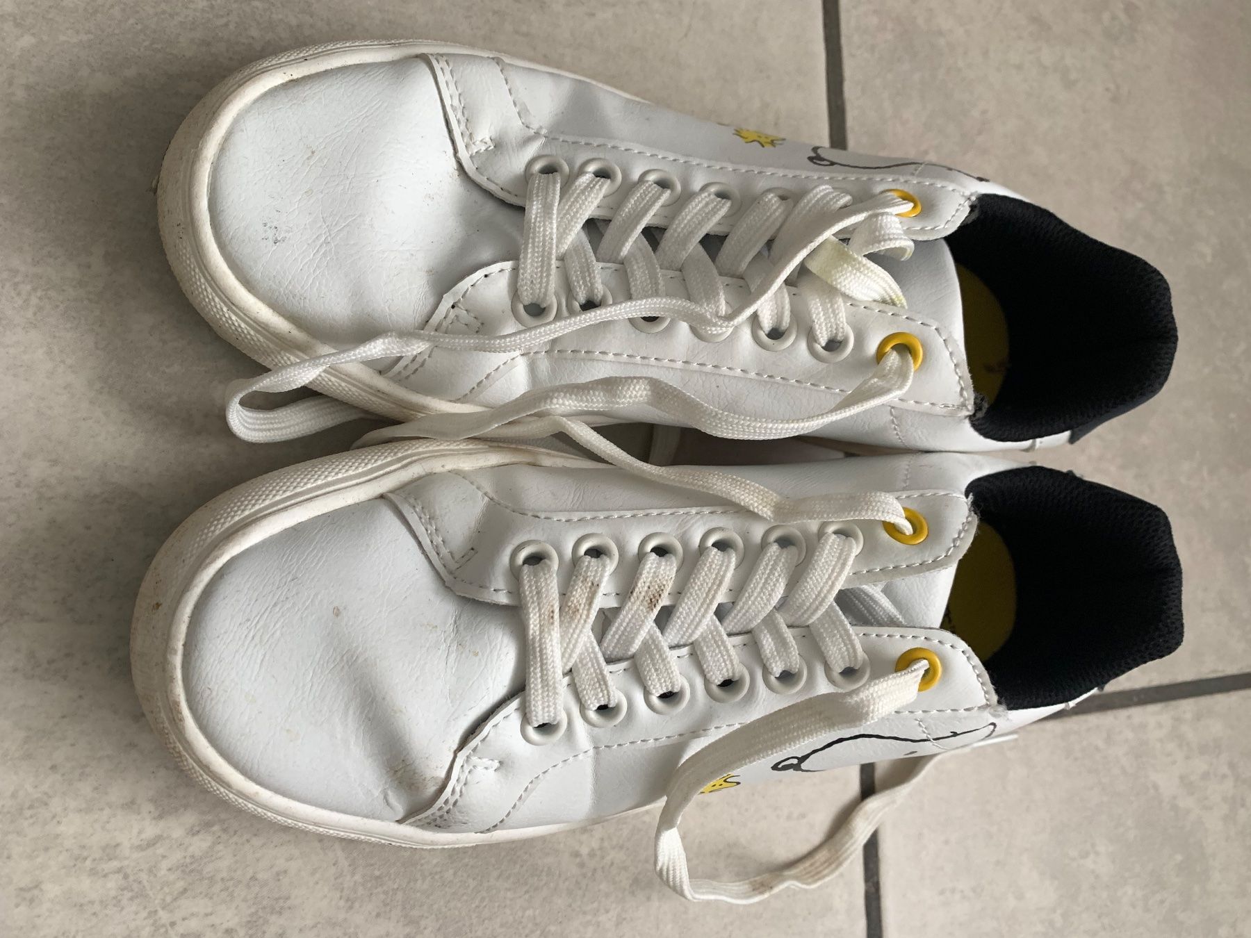 Schuhe für Mädchen: Snoopy Sneakers Gr. 36.5 – Gebraucht aus Ettingen von evs_6w9m 1