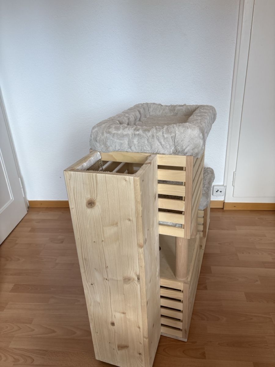 Arbres à chats: Arbre à chat en bois – D'occasion à Biel/Bienne par pat_kh7v 8