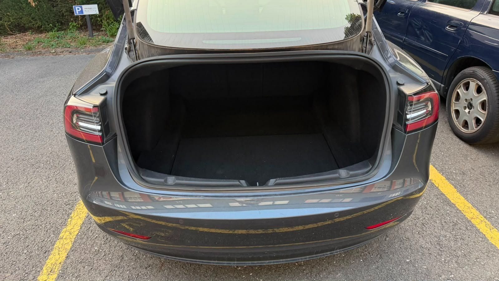 Tesla Automobili: Tesla 3 Long Range – Usato da Aigle venduto da GlobalTrading 3
