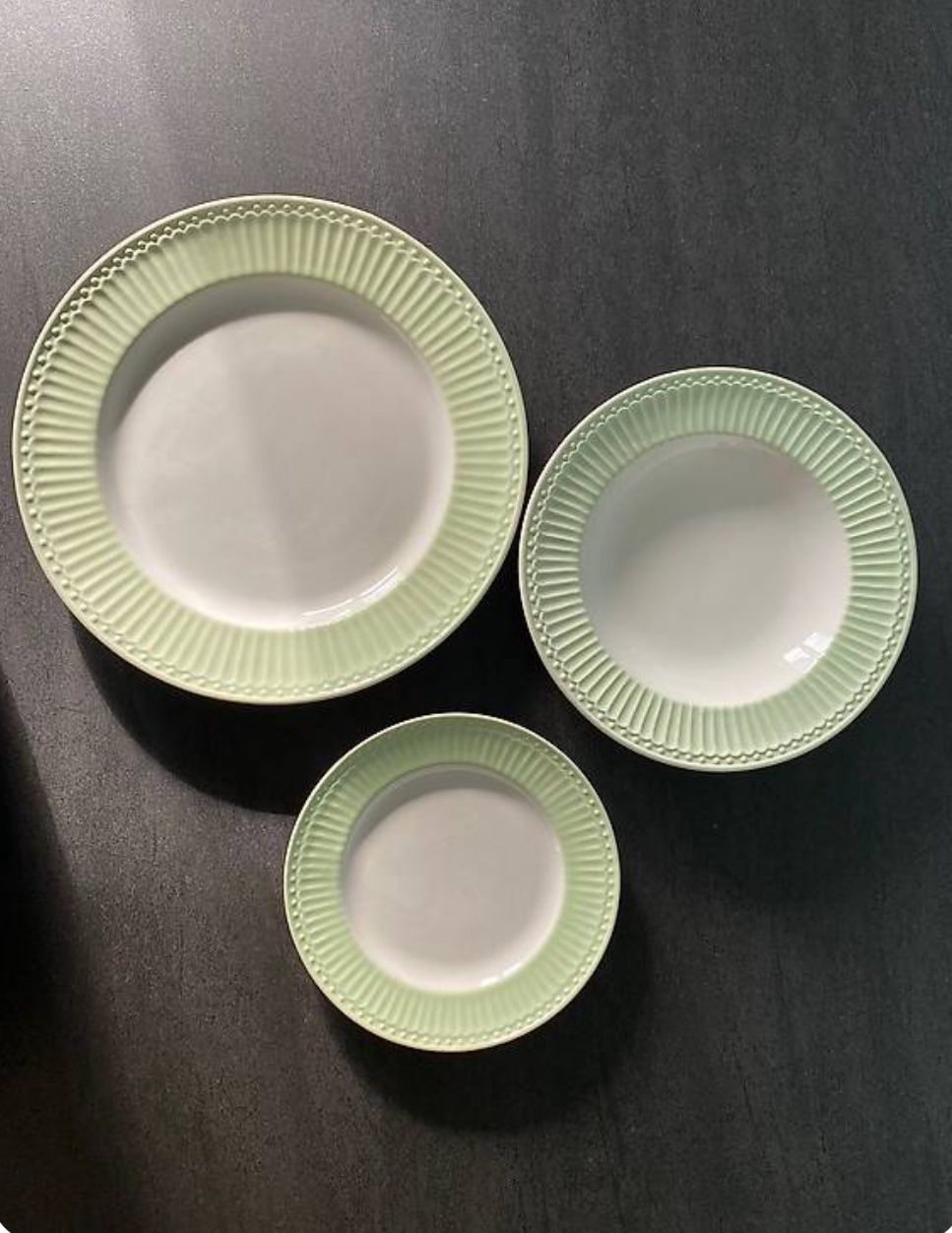 Greengate Set di piatti: Geschirr von Everyday Greengate – Nuovo (secondo la descrizione) da Säriswil venduto da mir_9frr