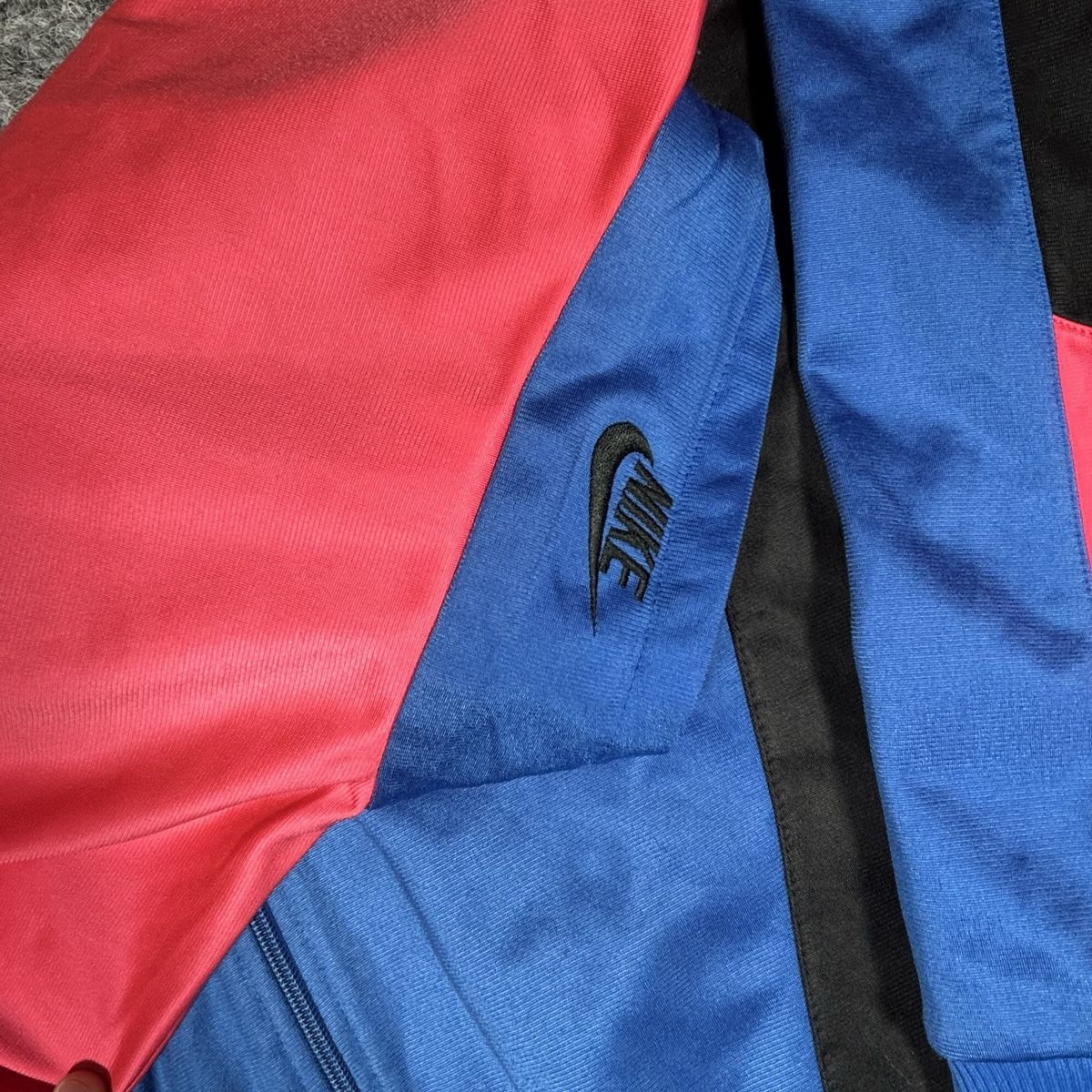 Nike Giacche: Nike 90s  – Nuovo (secondo la descrizione) da La Sagne NE venduto da Matlasape 3