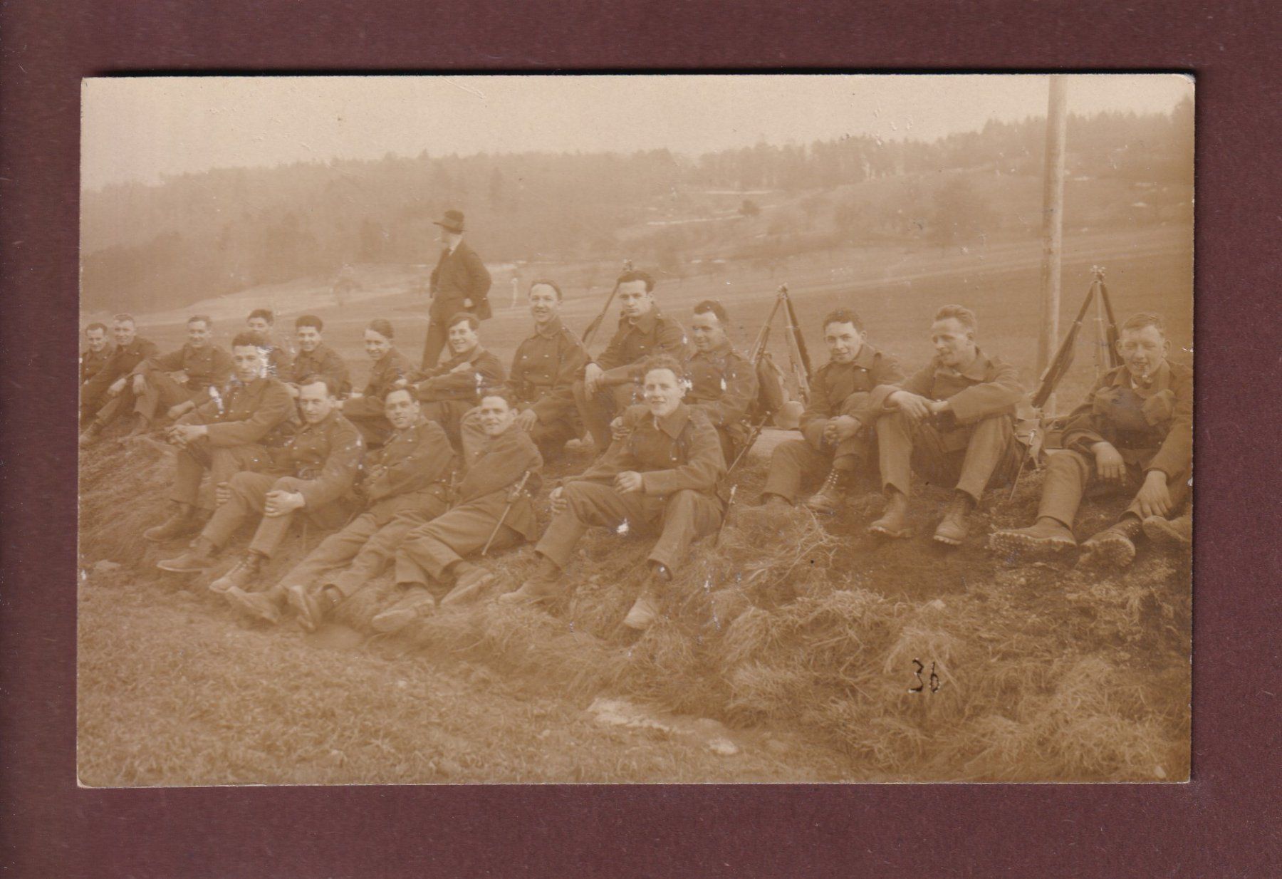 Cartoline postali: Photo - MILITAIRES – Usato da Pully venduto da nicecards