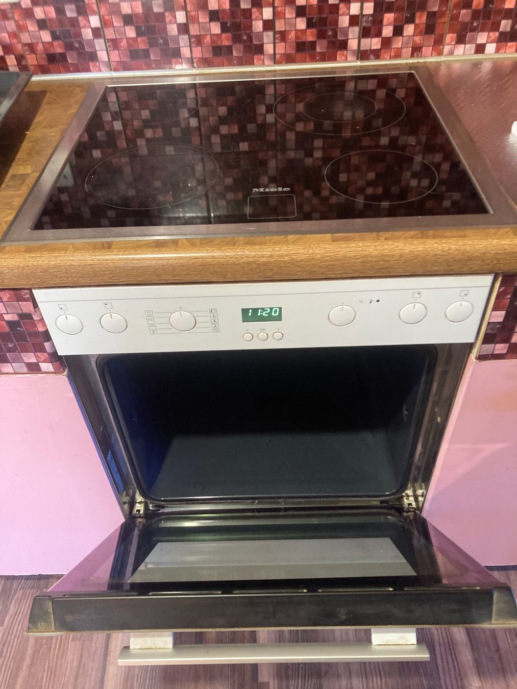 Miele Elettrodomestici da cucina: Ofen mit Herdplatte – Usato da Deitingen venduto da daenust