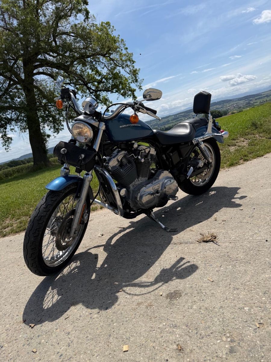 Harley-Davidson Route: Harley Davidson  – D'occasion à Rueyres-les-Prés par osm_6ncr