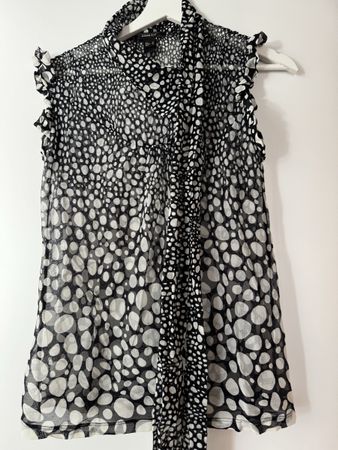 Mango Suit - transparente ärmellose Bluse Gr. S mit Schleife