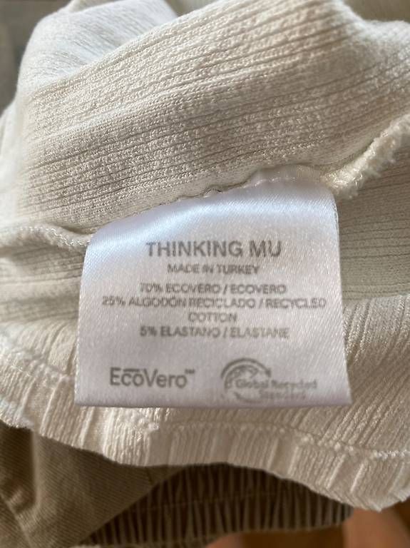 Thinking Mu Tops: Thinking Mu – Gebraucht aus Bellikon von DW54 3