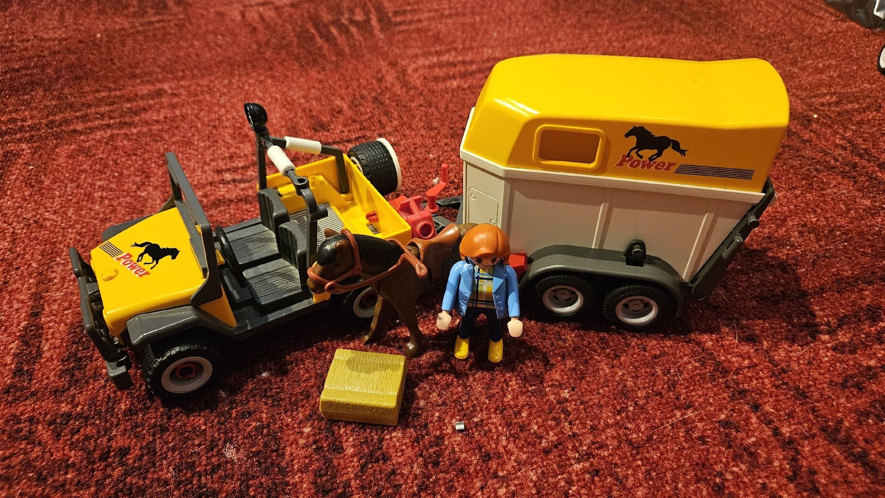 Playmobil Jouets: Playmobil Pferdetransporter 3249-B – D'occasion à Rudolfstetten par Hoppel17