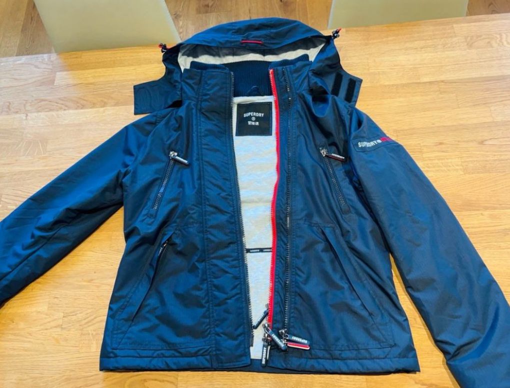Superdry Giacche: Superdry Jacke – Nuovo (secondo la descrizione) da Pieterlen venduto da l.pro6