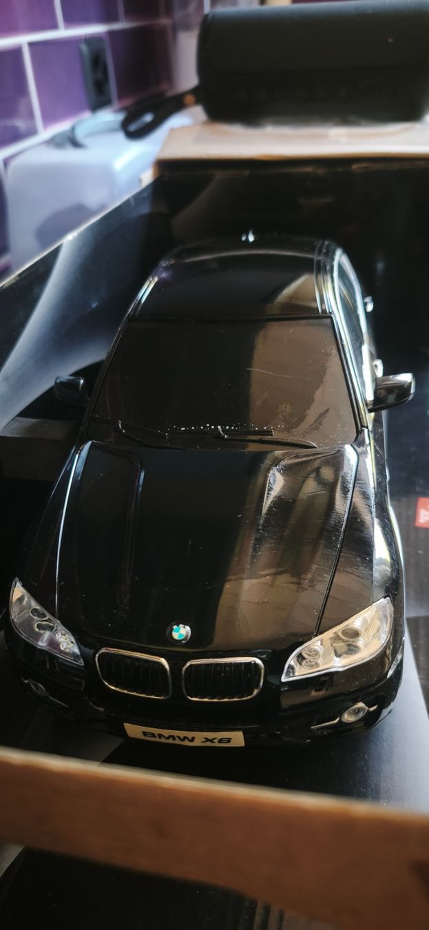 RC Modellbau: VOITURE BMW AVEC TELECOMMANDE – Neu und originalverpackt aus Mervelier von ZORHA 1