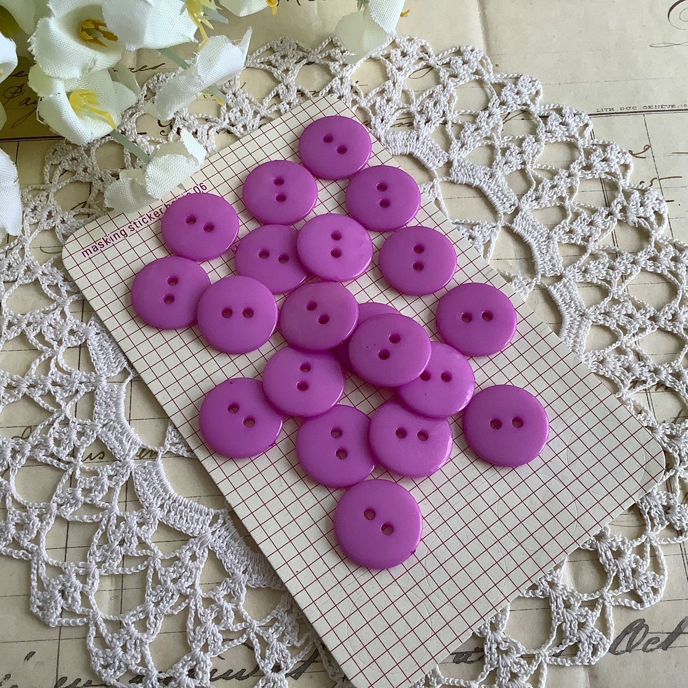Bottoni: 20 Knopfe lila boutons violet violette bouton – Nuovo (secondo la descrizione) da Meyrin venduto da laservette99
