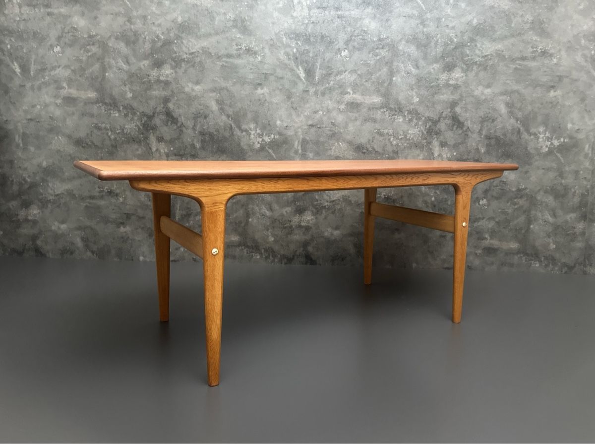 Tavoli: Mid-Century Couchtisch aus Teakholz restauriert Coffee Table – Usato da Elsau venduto da Teak_Vintage 4
