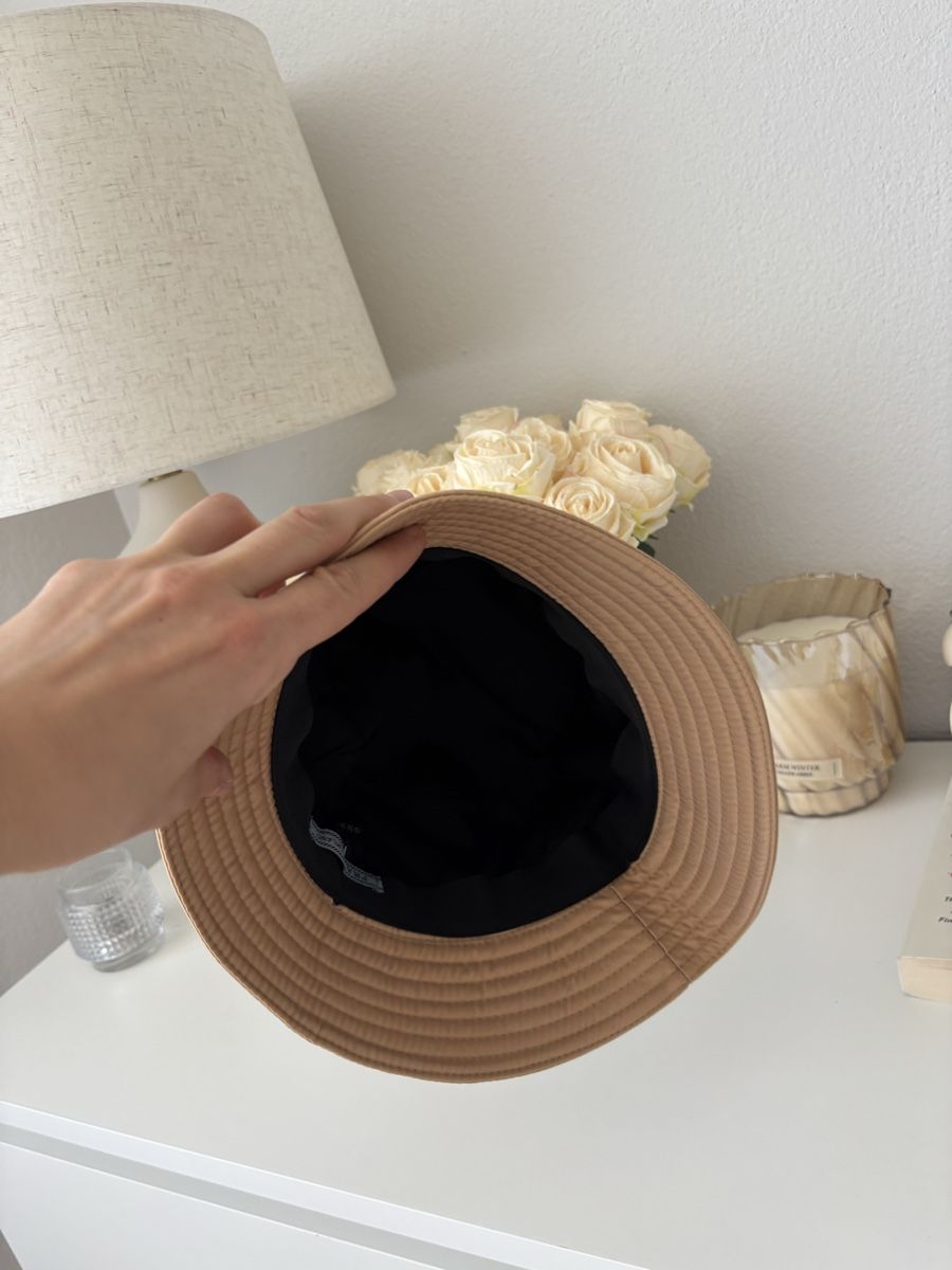 Copricapi, berretti & cappellini: Summer Hat Bucket in Beige – Nuovo (secondo la descrizione) da Horgen venduto da lme_8kj7 2
